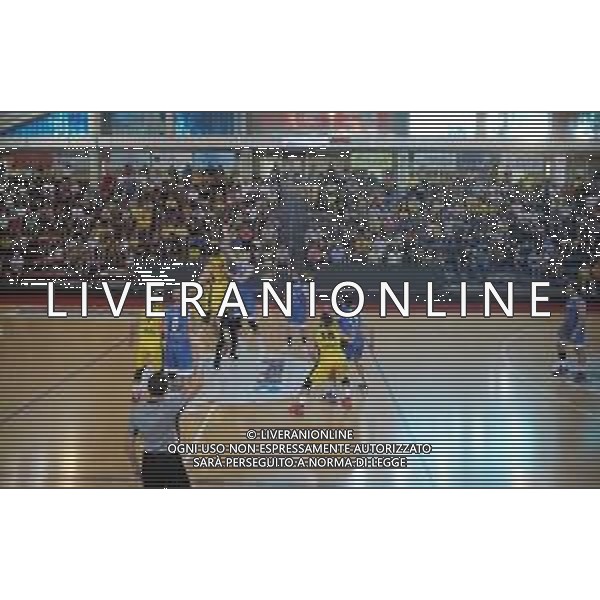 IMOLA GARA 3 DEI PLAY OFF DELLA SERIE C GOLD TRA VIRTUS IMOLA E FERRARA NELLA FOTO LA PALLA A DUE PER L\'INIZIO DELLA PARTITA ©SANNA/AGENZIA ALDO LIVERANI SAS