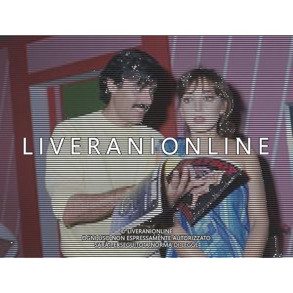 RETROSPETTIVA MARIA ROSARIA OMAGGIO ATTRICE NELLA FOTO CON TEO TEOCOLI NELLA TRASMISSIONE TELEVISIVA “TUTTO COMPRESO“ NELL\'ANNO 1981 AG ALDO LIVERANI SAS