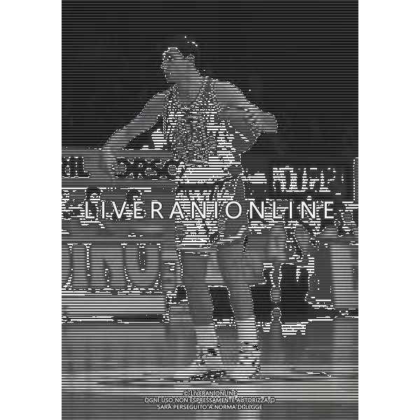 1993-1994 CANTU\' CAMPIONATO DI BASKET SERIE A 1 CLEAR CANTU\'-STEFANEL MILANO NELLA FOTO FERNANDO GENTILE AG ALDO LIVERANI SAS