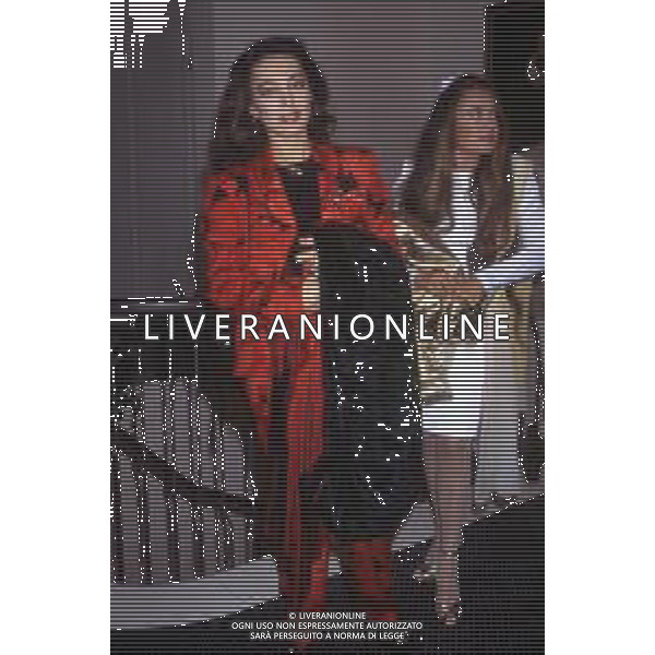 RETROSPETTIVA MARIA ROSARIA OMAGGIO ATTRICE NELLA FOTO CON L\'ASTROLOGA SIRIO NELL\'ANNO 1990 AG ALDO LIVERANI SAS
