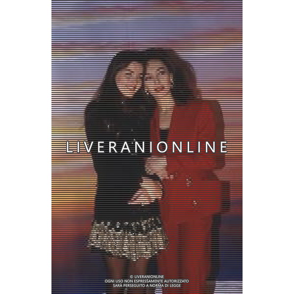 RETROSPETTIVA MARIA ROSARIA OMAGGIO ATTRICE NELLA FOTO CON VANESSA GRAVINA AG ALDO LIVERANI SAS