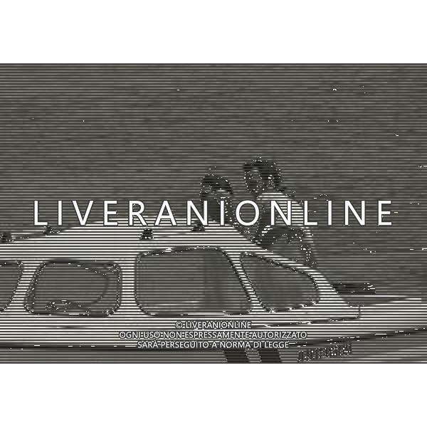 RETROSPETTIVA NIKI LAUDA PILOTA F1 NELLA FOTO NIKI LAUDA NELL\'ANNO 1975 IN SARDEGNA AG ALDO LIVERANI SAS 