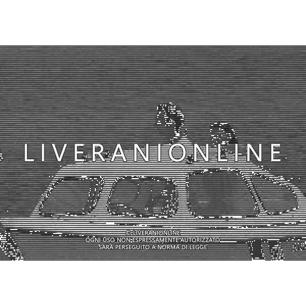 RETROSPETTIVA NIKI LAUDA PILOTA F1 NELLA FOTO NIKI LAUDA NELL\'ANNO 1975 IN SARDEGNA AG ALDO LIVERANI SAS 