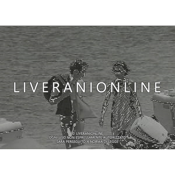 RETROSPETTIVA NIKI LAUDA PILOTA F1 NELLA FOTO NIKI LAUDA NELL\'ANNO 1975 IN SARDEGNA AG ALDO LIVERANI SAS 