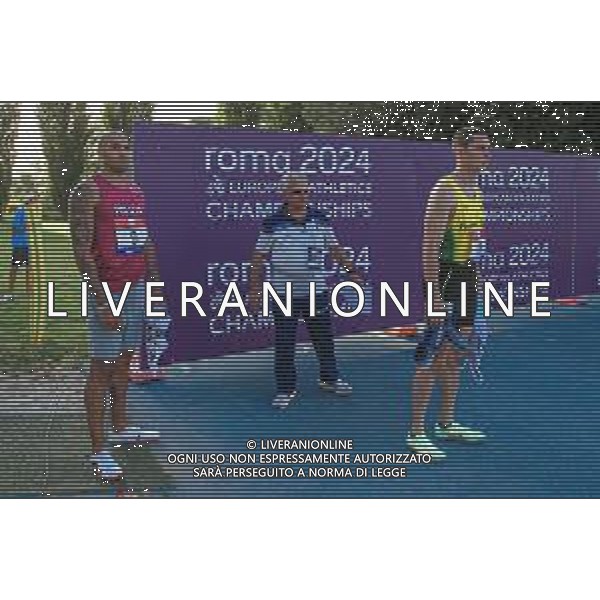 Alessio De Marco/LMedia - Italian Athletics Championship 2022 (day1) - Italian Athletics <stagioneSportiva> June 25 2022 - Raul Guidobaldi stadium Rieti, Italy Italian Athletics Championship 2022 (day1) Photo showing: Filippo Tortu (ITA) Fiamme Gialle - Tokyo 2020 Olympic Gold Medal and Marcell Jacobs (ITA) Fiamme Oro - Tokyo 2020 Olympic Gold Medal @Alessio De Marco/LiveMedia /AGENZIA ALDO LIVERANI SAS