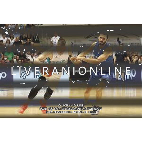 Foto Paola Garbuio/Ag:Aldo Liverani 25-06-22 Trieste Italbasket 2022 amichevole Italia vs Slovenia nella foto: Hrovat Gregor,Vitali Michele - /AGENZIA ALDO LIVERANI SAS