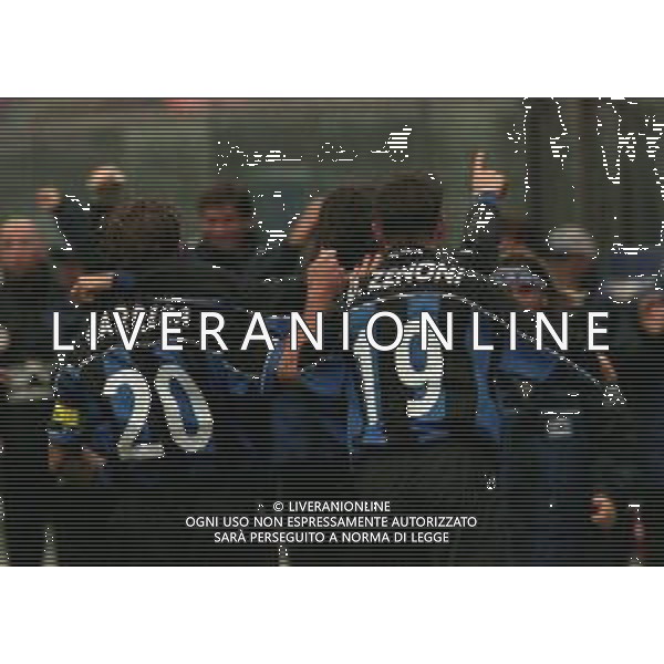 24-10-1999 BERGAMO CAMPIONATO DI CALCIO SERIE B ATALANTA-PISTOIESE 3-1 NELLA FOTO ESULTANZA GIOCATORI ATALANTA DOPO GOAL AG ALDO LIVERANI SAS