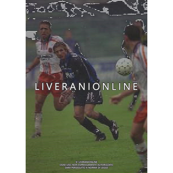 24-10-1999 BERGAMO CAMPIONATO DI CALCIO SERIE B ATALANTA-PISTOIESE 3-1 NELLA FOTO CLAUDIO CANIGGIA AG ALDO LIVERANI SAS