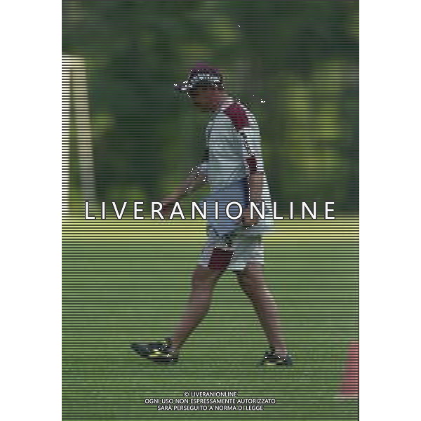 13-07-1999 TENNA ALLENAMENTO PRE CAMPIONATO SALERNITANA CALCIO NELLA FOTO DELIO ROSSI ALLENATORE SALERNITANA CALCIO AG ALDO LIVERANI SAS