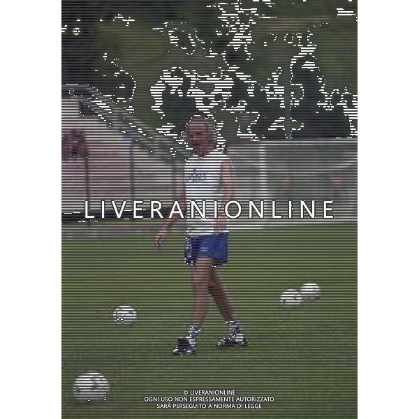 1997 ALLENAMENTO PRECAMPIONATO SAMPDORIA CALCIO NELLA FOTO LUIS CESAR MENOTII ALLENATORE SAMPDORIA CALCIO AG ALDO LIVERANI SAS