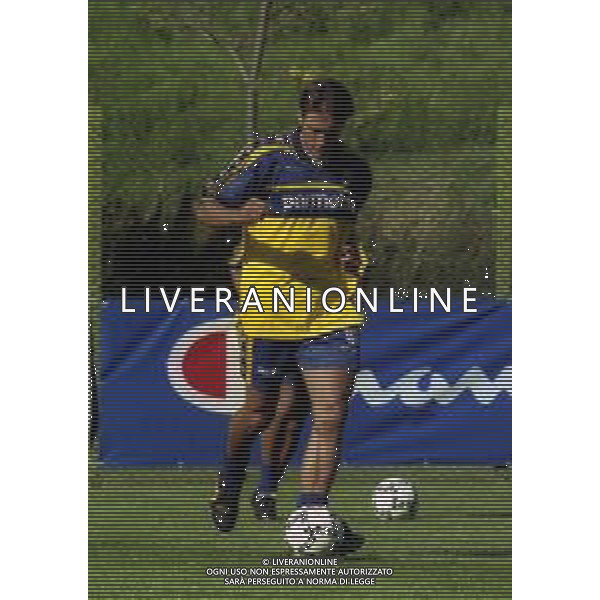 17-07-2000 VALLE D\'AOSTA MORGEX ALLENAMENTO PRE CAMPIONATO PARMA CALCIO NELLA FOTO DIEGO FUSER AG ALDO LIVERANI SAS