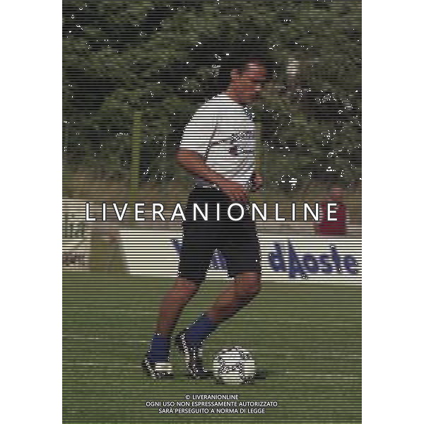 17-07-2000 VALLE D\'AOSTA MORGEX ALLENAMENTO PRE CAMPIONATO PARMA CALCIO NELLA FOTO ANTONIO BENARRIVO AG ALDO LIVERANI SAS