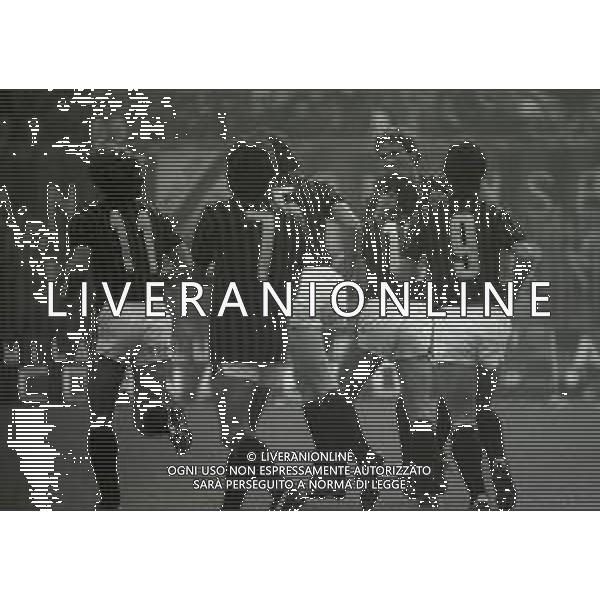 21-10-1979 MILANO CAMPIONATO DI CALCIO SERIE A MILAN -ASCOLI 3-0 NELLA FOTO ABBRACCI GIOCATORI MILAN DOPO UN GOAL AG ALDO LIVERANI SAS