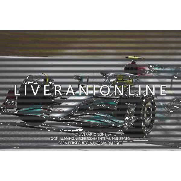 Lewis Hamilton (GBR) Mercedes AMG F1 W13. 01.07.2022. Formula 1 World Championship, Rd 10, British Grand Prix, Silverstone, England, Practice Day. - www.xpbimages.com, EMail: requests@xpbimages.com © Copyright: Bearne / XPB Images/AGENZIA ALDO LIVERANI SAS - ITALY ONLY EDITORIAL USE ONLY