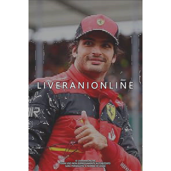 Pole for Carlos Sainz Jr (ESP) Ferrari F1-75. 02.07.2022. Formula 1 World Championship, Rd 10, British Grand Prix, Silverstone, England, Qualifying Day. - www.xpbimages.com, EMail: requests@xpbimages.com ¬© Copyright: Batchelor / XPB Images/AGENZIA ALDO LIVERANI SAS - ITALY ONLY EDITORIAL USE ONLY