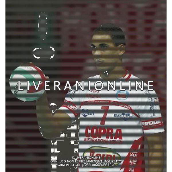 piacenza 20/10/2005 campionato di volley serie a1 copra berni piacenza-giotto padova nella foto Marshall Leonell ph filippo venezia-ag.aldo liverani