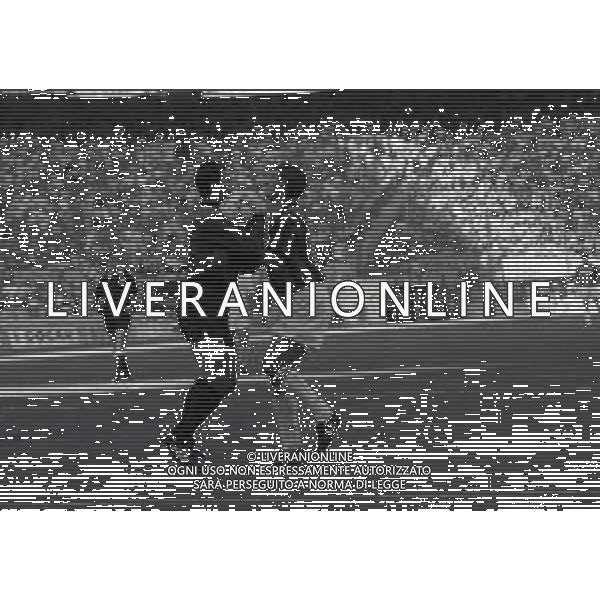 06-09-1992 MILANO CAMPIONATO DI CALCIO SERIE A MILAN -FOGGIA 1-0 NELLA FOTO FRANCESCO MANCINI E DANIELE MASSARO AG ALDO LIVERANI SAS