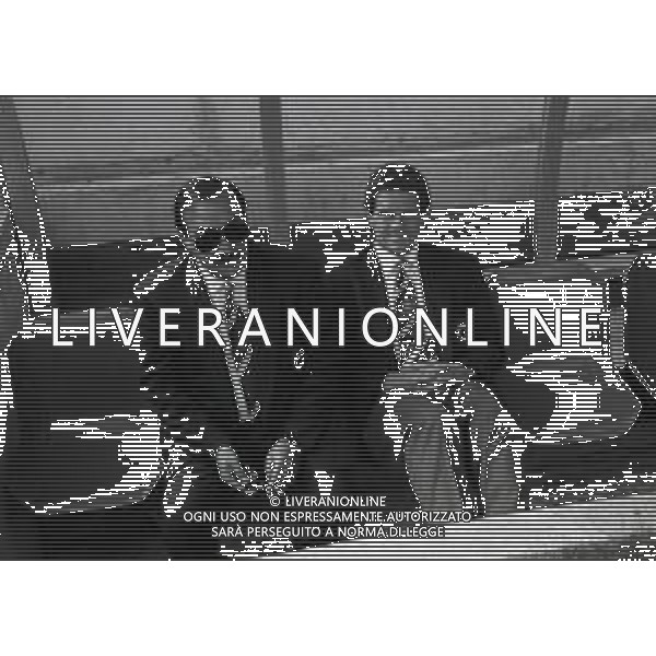 06-09-1992 MILANO CAMPIONATO DI CALCIO SERIE A MILAN -FOGGIA 1-0 NELLA FOTO FABIO CAPELLO ALLENATORE MILAN CALCIO E SILVANO RAMACCIONI AG ALDO LIVERANI SAS