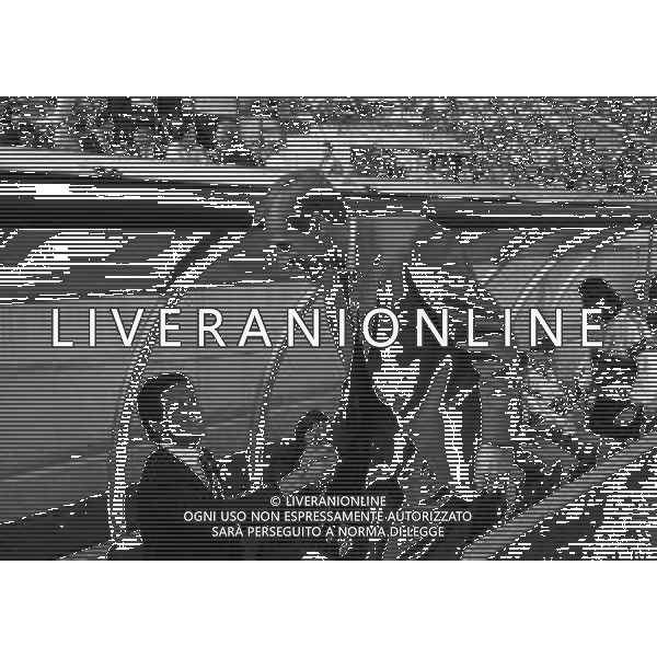 06-09-1992 MILANO CAMPIONATO DI CALCIO SERIE A MILAN -FOGGIA 1-0 NELLA FOTO FABIO CAPELLO ALLENATORE MILAN CALCIO CON ZDENEK SEMAN ALLENATORE FOGGIA CALCIO AG ALDO LIVERANI SAS 