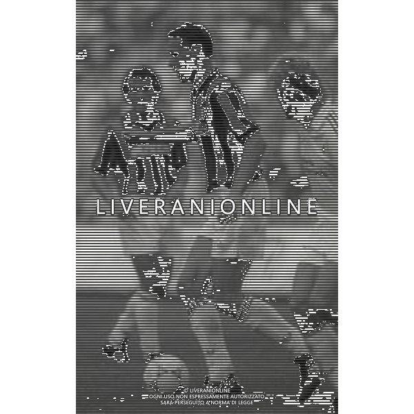 06-09-1992 MILANO CAMPIONATO DI CALCIO SERIE A MILAN -FOGGIA 1-0 NELLA FOTO MARCO VAN BASTEN AG ALDO LIVERANI SAS