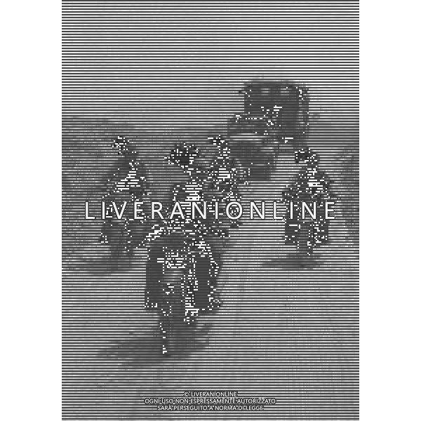 RETROSPETTIVA ENRICO MARIA SALERNO ATTORE NELLA FOTO ENRICO MARIA SALERNO SUL SET DEL FILM“ EL ALAMEIN“ NELL\'ANNO 1968 AG ALDO LIVERANI SAS