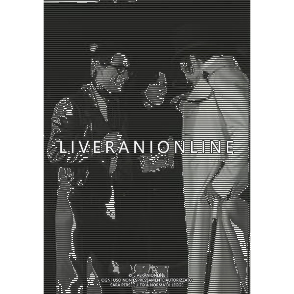 RETROSPETTIVA ENRICO MARIA SALERNO ATTORE NELLA FOTO ENRICO MARIA SALERNO NELL\'ANNO 1969 SUL SET DEL FILM “NELL\'ANNO DEL SIGNORE“ AG ALDO LIVERANI SAS