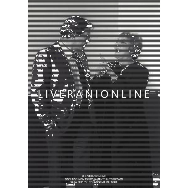 RETROSPETTIVA ENRICO MARIA SALERNO ATTORE NELLA FOTO ENRICO MARIA SALERNO CON LEA PADOVANI NELL\'ANNO 1970 SUL SET DEL FILM “CIAO GULLIVER“ AG ALDO LIVERANI SAS  