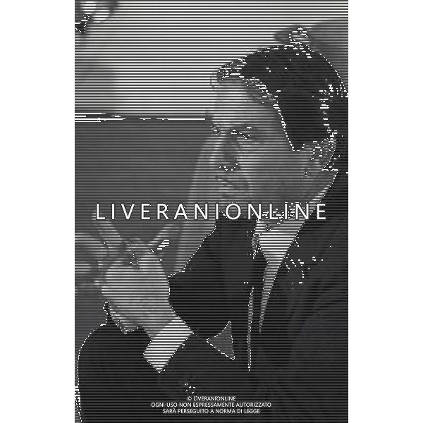 RETROSPETTIVA ENRICO MARIA SALERNO ATTORE NELLA FOTO ENRICO MARIA SALERNO NELL\'ANNO 1970 SUL SET DEL FILM “CIAO GULLIVER“ AG ALDO LIVERANI SAS 