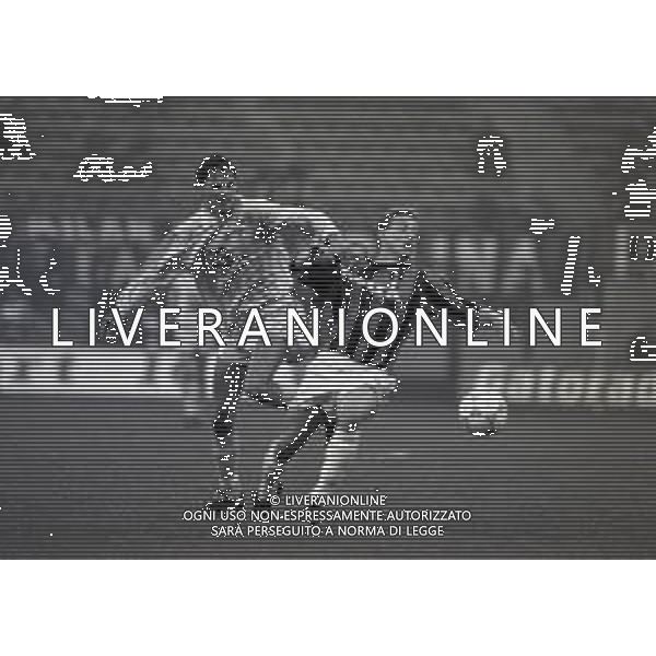 04-11-1992 MILANO OTTAVI DI FINALE DI RITORNO CHAMPIONS LEAGUE MILAN SLOVAN BRATISLAVA 4-0 NELLA FOTO JEAN PIERRE PAPAIN AG ALDO LIVERANI SAS