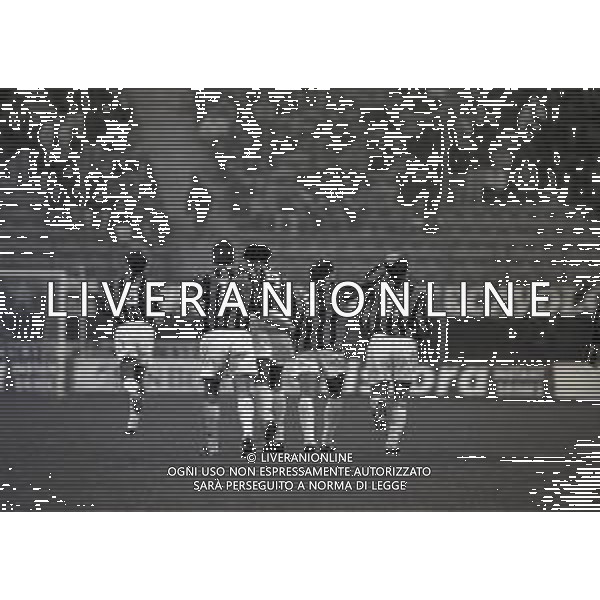 04-11-1992 MILANO OTTAVI DI FINALE DI RITORNO CHAMPIONS LEAGUE MILAN SLOVAN BRATISLAVA 4-0 NELLA FOTO ABBRACCI GIOCATORI MILAN DOPO IL GOAL AG ALDO LIVERANI SAS