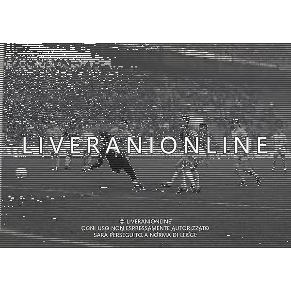 04-11-1992 MILANO OTTAVI DI FINALE DI RITORNO CHAMPIONS LEAGUE MILAN SLOVAN BRATISLAVA 4-0 NELLA FOTO GOAL MARCO SIMONE AG ALDO LIVERANI SAS