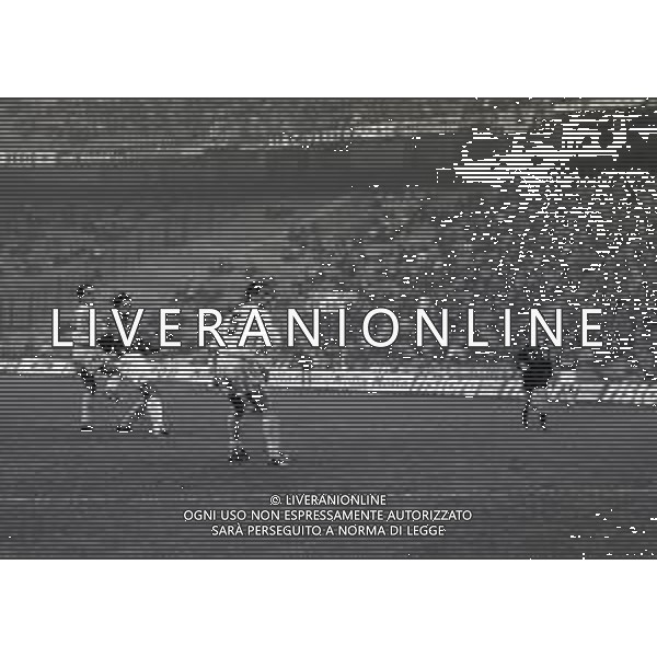 04-11-1992 MILANO OTTAVI DI FINALE DI RITORNO CHAMPIONS LEAGUE MILAN SLOVAN BRATISLAVA 4-0 NELLA FOTO GOAL FRANK RIJKAARD AG ALDO LIVERANI SAS