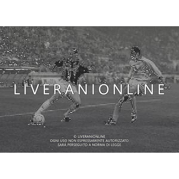 04-11-1992 MILANO OTTAVI DI FINALE DI RITORNO CHAMPIONS LEAGUE MILAN SLOVAN BRATISLAVA 4-0 NELLA FOTO JEAN PIERRE PAPIN AG ALDO LIVERANI SAS