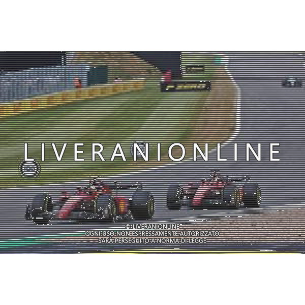Carlos Sainz Jr (ESP) Ferrari F1-75 leads team mate Charles Leclerc (MON) Ferrari F1-75. 03.07.2022. Formula 1 World Championship, Rd 10, British Grand Prix, Silverstone, England, Race Day. - www.xpbimages.com, EMail: requests@xpbimages.com © Copyright: Davenport / XPB Images/AGENZIA ALDO LIVERANI SAS - ITALY ONLY EDCITORIAL USE ONLY