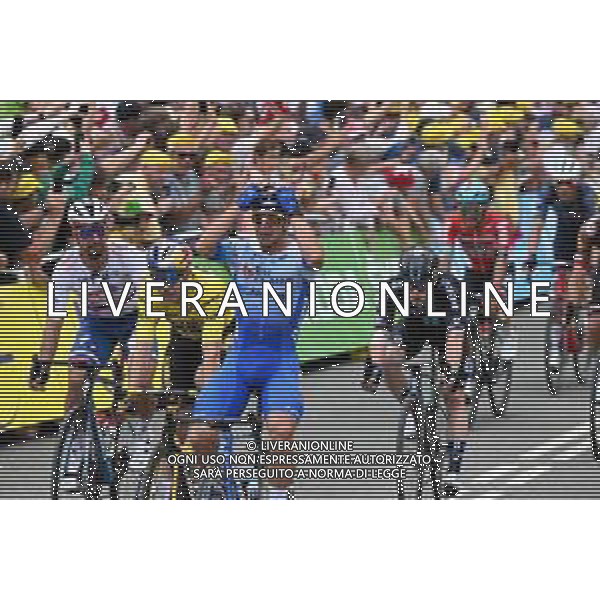 03-07-2022 Tour De France; Tappa 03 Vejle - Sonderborg; 2022, Bikeexchange - Jayco; 2022, Jumbo - Visma; 2022, Totalenergie; Groenewegen, Dylan; Van Aert, Wout; Sagan, Peter; Sonderborg; ©SIROTTI/AGENZIA ALDO LIVERANI SAS