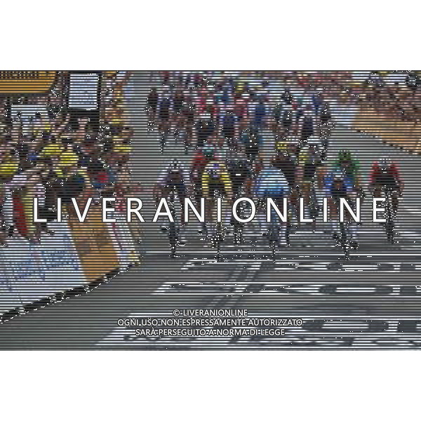 03-07-2022 Tour De France; Tappa 03 Vejle - Sonderborg; 2022, Bikeexchange - Jayco; 2022, Jumbo - Visma; 2022, Totalenergie; 2022, Alpecin - Deceuninck; Groenewegen, Dylan; Van Aert, Wout; Sagan, Peter; Philipsen, Jasper; Sonderborg; ©SIROTTI/AGENZIA ALDO LIVERANI SAS