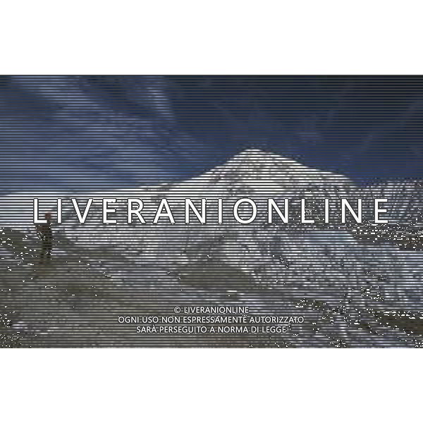 GHIACCIAI SPEDIZIONI DI ALPINISMO SCALATORI RETROSPETTIVA AGENZIA GIOVANNI-LIVERANI-AG ALDO LIVERANI SAS