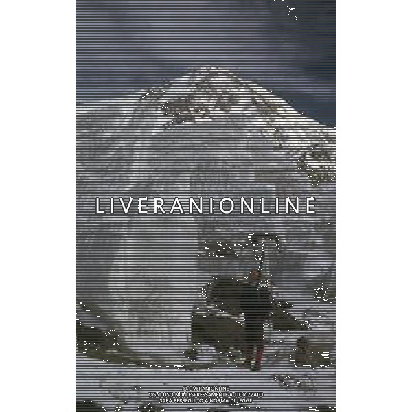 GHIACCIAI SPEDIZIONI DI ALPINISMO SCALATORI RETROSPETTIVA AGENZIA GIOVANNI-LIVERANI-AG ALDO LIVERANI SAS