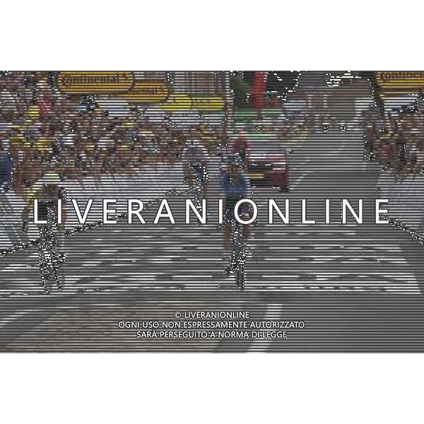 06-07-2022 Tour De France; Tappa 05 Lille - Arenberg; 2022, Israel - Premier Tech; 2022, Intermarche - Wanty Gobert; Clarke, Simon; Van Der Hoorn, Taco; Arenberg; ©SIROTTI/AGENZIA ALDO LIVERANI SAS