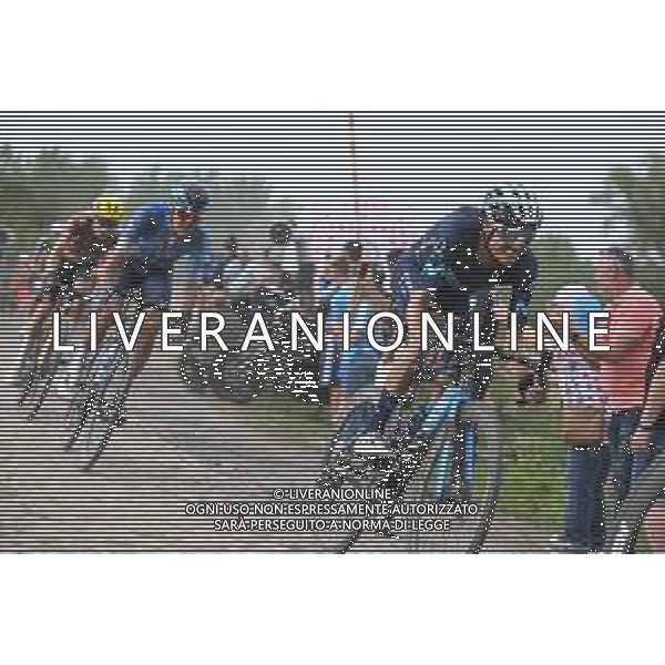 06-07-2022 Tour De France; Tappa 05 Lille - Arenberg; 2022, Movistar; Mas, Enric; Pont Gibus; ©SIROTTI/ AGENZIA ALDO LIVERANI SAS