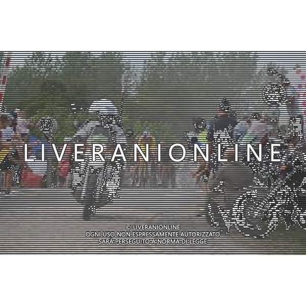 06-07-2022 Tour De France; Tappa 05 Lille - Arenberg; 2022, Jumbo - Visma; 2022, Ineos - Grenadiers; Van Aert, Wout; Geraint, Thomas; Pont Gibus; ©SIROTTI/ AGENZIA ALDO LIVERANI SAS