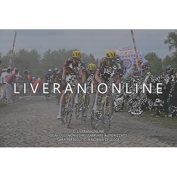 06-07-2022 Tour De France; Tappa 05 Lille - Arenberg; 2022, Jumbo - Visma; Benoot, Tiesj; Van Hooydonck, Nathan; Roglic, Primoz; Pont Gibus; ©SIROTTI/ AGENZIA ALDO LIVERANI SAS