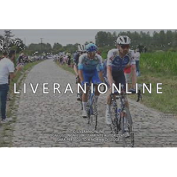 06-07-2022 Tour De France; Tappa 05 Lille - Arenberg; 2022, Quick Step - Alpha Vinyl; 2022, Bikeexchange - Jayco; Asgreen, Kasper; Matthews, Michael; Pont Gibus; ©SIROTTI/ AGENZIA ALDO LIVERANI SAS