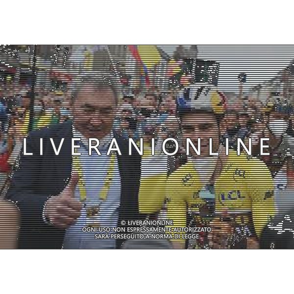 07-07-2022 Tour De France; Tappa 06 Binche - Longwy; 2022, Jumbo - Visma; Van Aert, Wout; Merckx, Eddy; Binche; ©SIROTTI/AGENZIA ALDO LIVERANI SAS