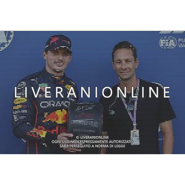 Max Verstappen (NLD) Red Bull Racing RB18 with Mathias Lauda (AUT) Servus TV Presenter. 08.07.2022. Formula 1 World Championship, Rd 11, Austrian Grand Prix, Spielberg, Austria, Qualifying Day. - www.xpbimages.com, EMail: requests@xpbimages.com ¬© Copyright: Batchelor / XPB Images/AGENZIA ALDO LIVERANI SAS - ITALY ONLY EDITORIAL USE ONLY