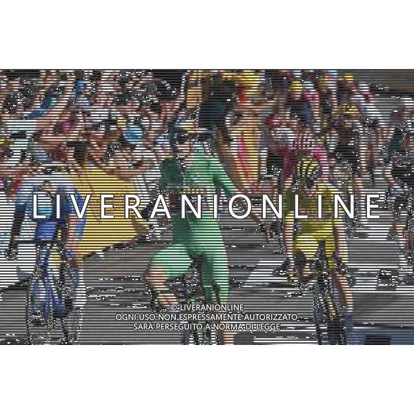09-07-2022 Tour De France; Tappa 08 Dole - Lausanne; 2022, Jumbo - Visma; 2022, Uae Emirates; 2022, Bikeexchange - Jayco; Van Aert, Wout; Pogacar, Tadej; Matthews, Michael; Lausanne; ©SIROTTI/AGENZIA ALDO LIVERANI SAS