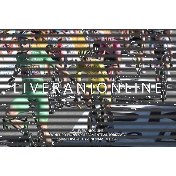 09-07-2022 Tour De France; Tappa 08 Dole - Lausanne; 2022, Jumbo - Visma; 2022, Uae Emirates; Van Aert, Wout; Pogacar, Tadej; Lausanne; ©SIROTTI/AGENZIA ALDO LIVERANI SAS