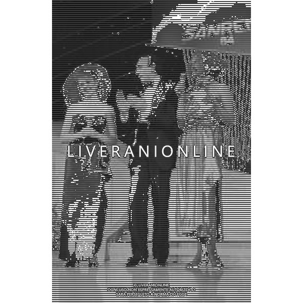 RETROSPETTIVA TIZIANA PINI ATTRICE NELLA FOTO CON PIPPO BAUDO E EDY ANGELILLO A SANREMO NEL 1984 ©Archivio Giovanni Liverani/AGENZIA ALDO LIVERANI SAS