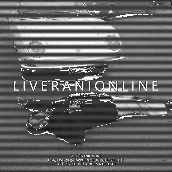 RETROSPETTIVA LUCIO DALLA CANTANTE NELLA FOTO LUCIO DALLA A SANREMO NELL\'ANNO 1966 AG ALDO LIVERANI SAS