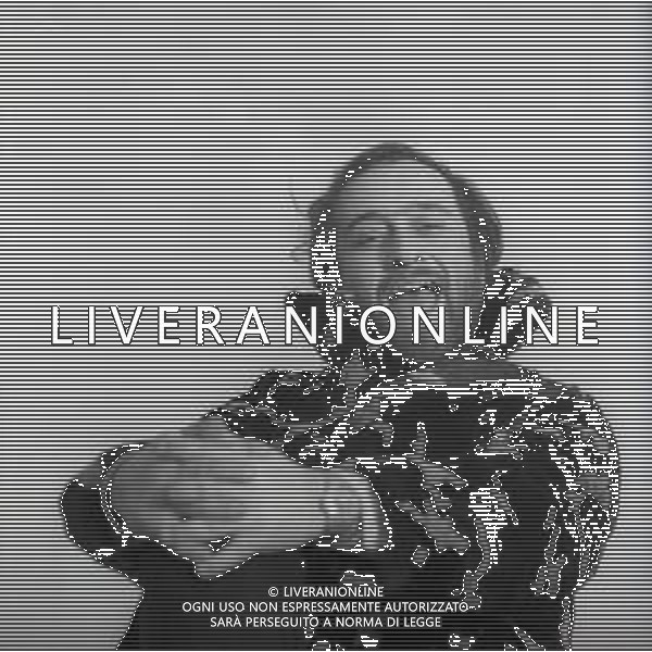RETROSPETTIVA LUCIO DALLA CANTANTE NELLA FOTO LUCIO DALLA A SANREMO NELL\'ANNO 1967 AG ALDO LIVERANI SAS 